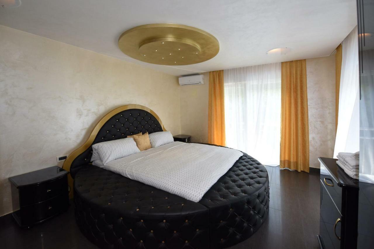 Villa Valerio Porec Bagian luar foto